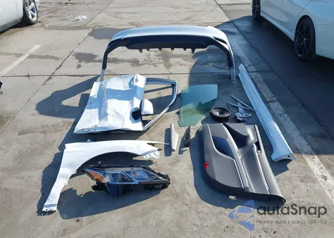 2023 Toyota Camry Le z USA, uszkodzony, nr VIN 4T1C11AK7PU799967